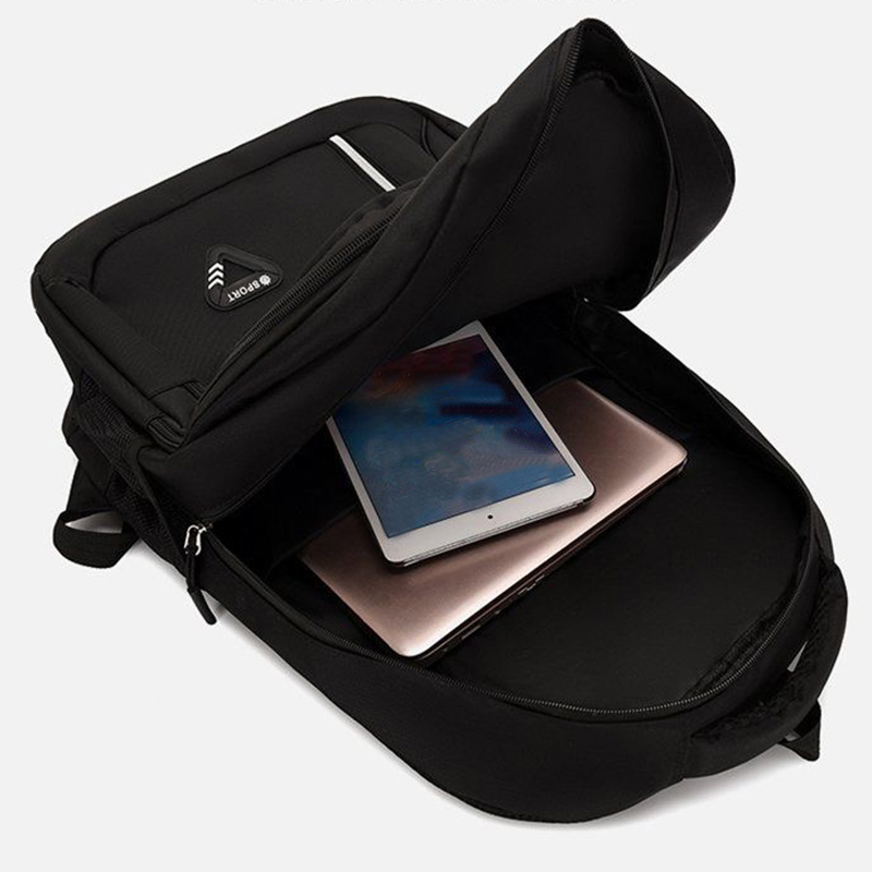 Çeşitli cepleri olan, iş seyah - Streetwear Brand Backpack incelemesi ve fiyatı